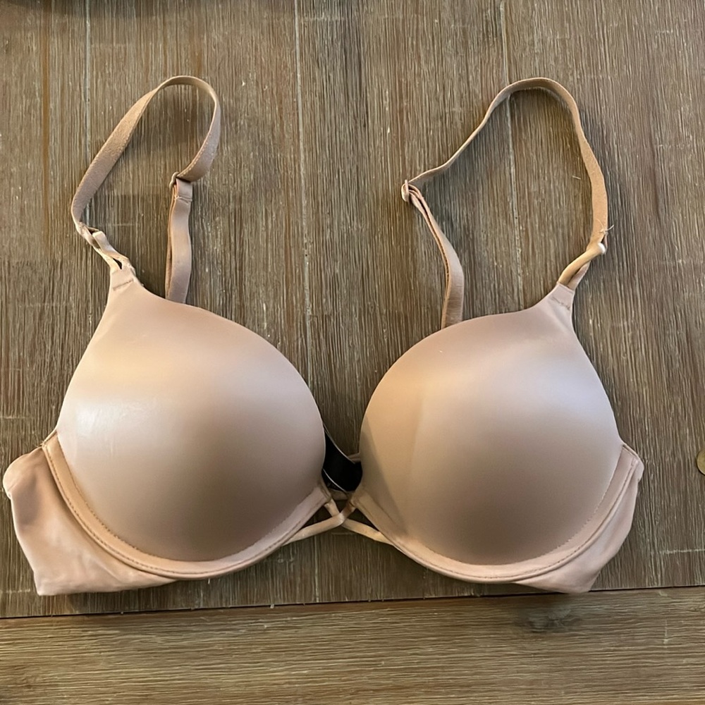 Victoria’s Secret Bombshell Bra